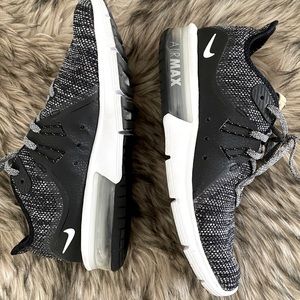 Nike Air Max Black Sneakers